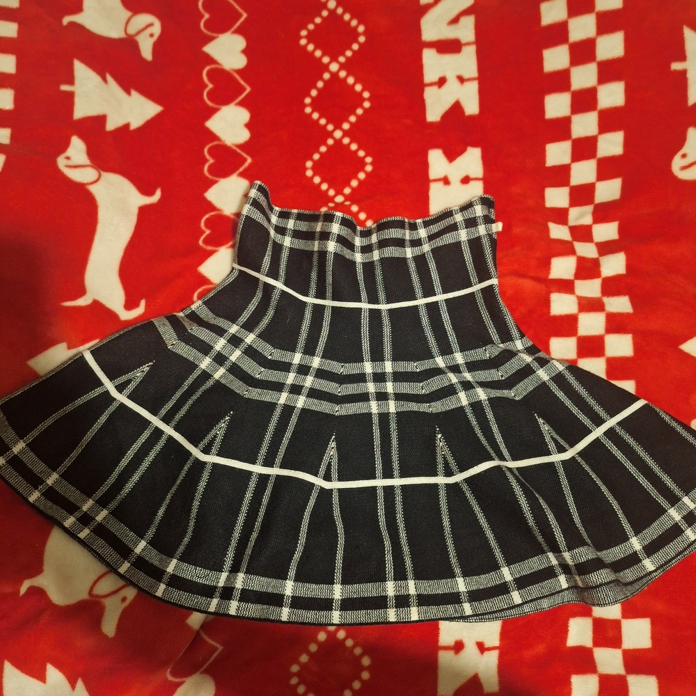 Black Plaid High-Waist Circle Skirt